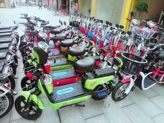 凌派车业 电动车锂电池及零配件的一站式批发零售专家